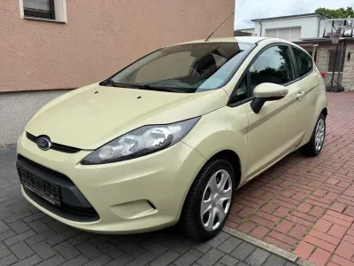 Gebraucht Ford Fiesta Trend 82 PS (60 kW) 2009 Grün Kleinwagen