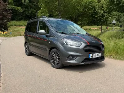 Gebraucht Ford Tourneo Courier Sport 101 PS (74 kW) 2019 Grau Van / Kleinbus