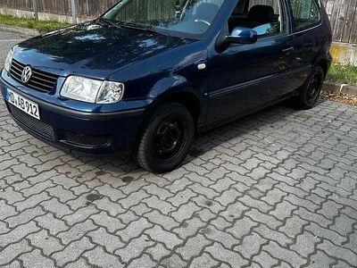VW Polo