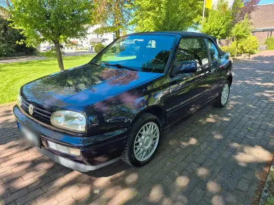 Gebraucht VW Golf Cabriolet 90 PS (66 kW) 1997 Blau Cabrio