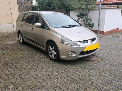 Mitsubishi Grandis