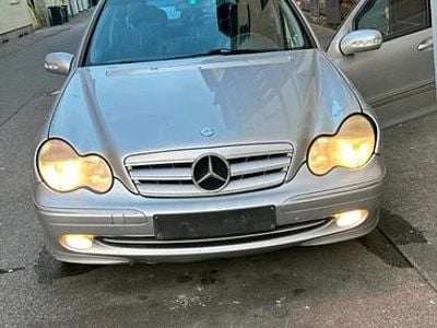 Mercedes C180