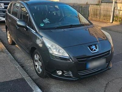 Gebraucht Peugeot 5008 110 PS (80 kW) 2013 Grau Van / Kleinbus