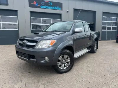 Używany Toyota HiLux Sol 120 KM (88 kW) 2007 Szary Pickup