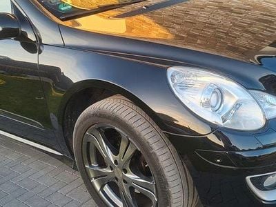 Mercedes R350