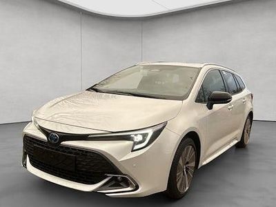 Neu Toyota Corolla 178 PS (130 kW) 2025 Weiß Kombi