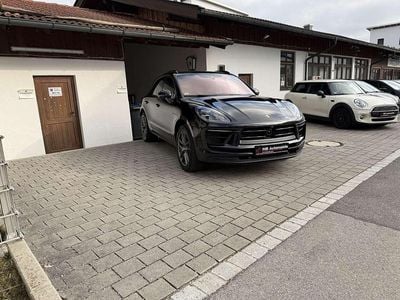Schwarz Gebraucht 2022 Porsche Macan S Chrono SUV | 74.000 € (Teuer)