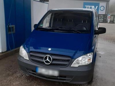 Blau Gebraucht 2011 Mercedes Vito Van | 5.200 €