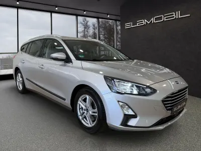 Gebraucht Ford Focus Cool & Connect 120 PS (88 kW) 2020 Silber Kombi