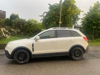Używany Opel Antara Edition 150 KM (110 kW) 2009 Beżowy SUV