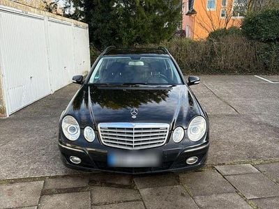 Gebraucht Mercedes E280 190 PS (139 kW) 2011 Schwarz Kombi