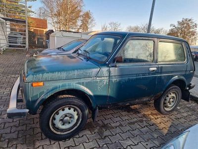 Gebraucht Lada niva 82 PS (60 kW) 2010 SUV