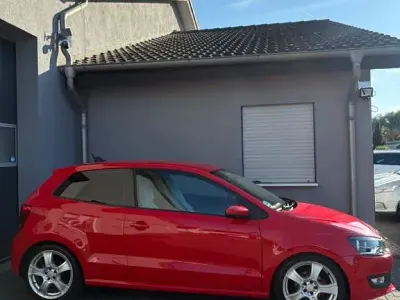 Gebraucht VW Polo 105 PS (77 kW) 2012 Rot Kleinwagen