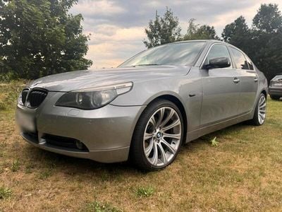 BMW 523