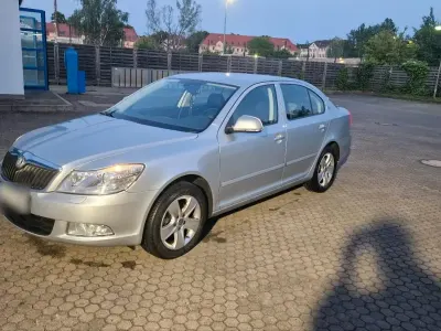 Gebraucht Skoda Octavia 150 PS (110 kW) 2010 Silber Limousine