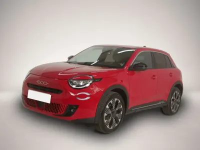 Gebraucht Fiat 600 La Prima 110 PS (80 kW) 2025 Rot SUV