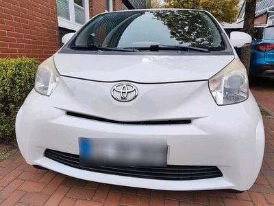 Gebraucht Toyota iQ 68 PS (50 kW) 2013 Weiß Kleinwagen