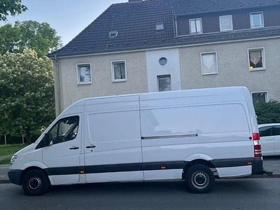 Second-hand Mercedes 220 129 CP (94 kW) 2013 Alb Monovolum