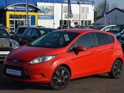 Gebraucht Ford Fiesta Trend 82 PS (60 kW) 2012 Rot Kleinwagen