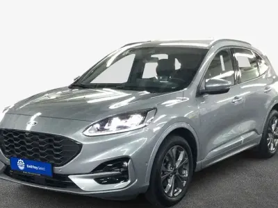 Używany Ford Kuga ST-Line 120 KM (88 kW) 2024 Srebrny SUV