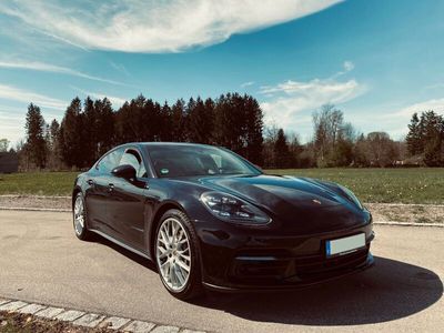 Porsche Panamera 4S