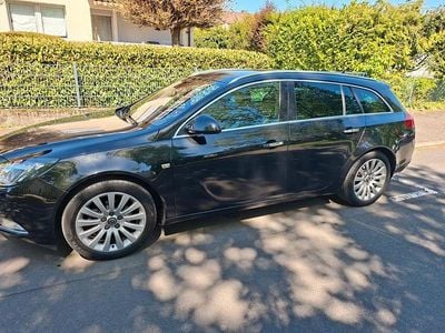 Usata Opel Insignia Sport 140 CV (102 kW) 2010 Nero Station wagon
