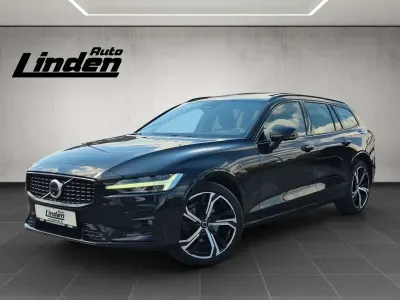 Używany Volvo V60 Ultimate 197 KM (144 kW) 2022 Czarny Kombi