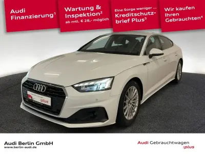 Gebraucht Audi A5 Sportback Comfort 204 PS (150 kW) 2023 Gletscherweiß metallic Kleinwagen