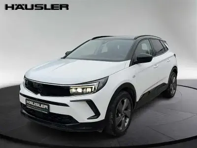 Używany Opel Grandland X GS Line 131 KM (96 kW) 2024 Biały SUV