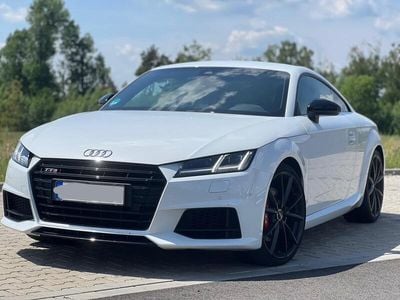 Audi TTS