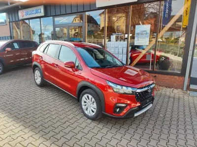 Nuova Suzuki SX4 S-Cross Comfort 110 CV (80 kW) 2026 Rosso SUV