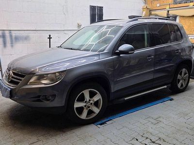Grau Gebraucht 2009 VW Tiguan Track & Field SUV | 4.000 € (Fairer Preis)