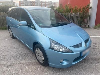 Mitsubishi Grandis