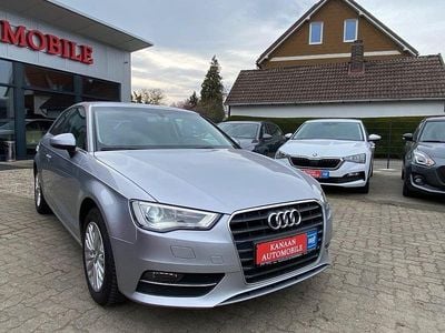 Gebraucht Audi A3 Ambiente 125 PS (91 kW) 2016 Silber Limousine