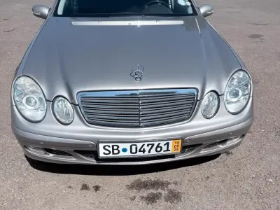 Gebraucht Mercedes E320 244 PS (179 kW) 2003 Gold Limousine