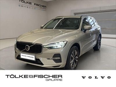 Gebraucht Volvo XC60 Momentum 197 PS (144 kW) 2022 Silver dawn / (metallic) SUV