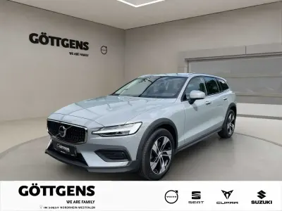 Gebraucht Volvo V60 CC 145 PS (106 kW) 2024 Kombi