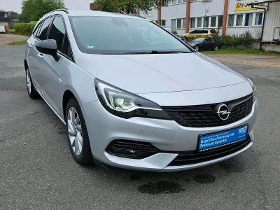 Brugt Opel Astra Elegance 122 HK (89 kW) 2022 Sølv Hatchback