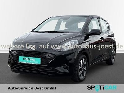 Gebraucht Hyundai i10 Trend 67 PS (49 kW) 2024 Met (schwarz Kleinwagen