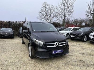 Gebraucht Mercedes V300 Edition 237 PS (174 kW) 2022 Obsidianschwarz Van / Kleinbus
