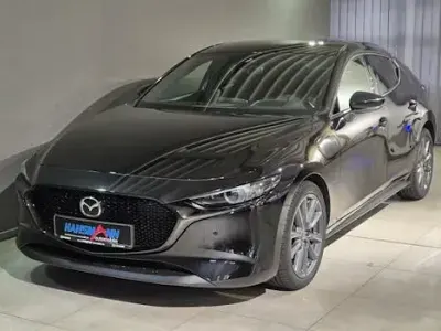 Używany Mazda 3 Selection 150 KM (110 kW) 2021 Czarny Sedan/Limuzyna