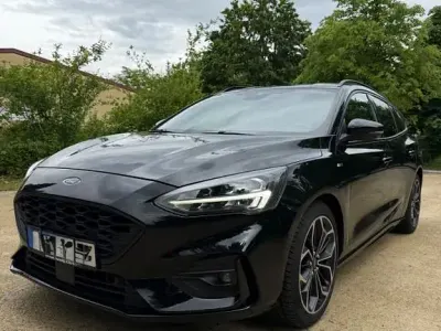 Gebraucht Ford Focus ST-Line 182 PS (133 kW) 2019 Schwarz Limousine