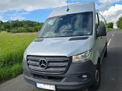 Gebraucht Mercedes Sprinter 143 PS (105 kW) 2018 Silber Van