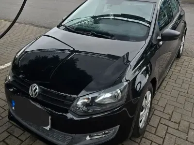 Gebraucht VW Polo 60 PS (44 kW) 2012 Schwarz Kleinwagen