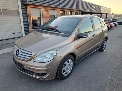 Mercedes B150