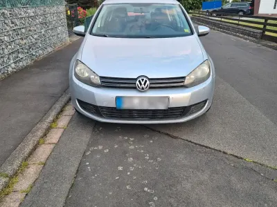 Gebraucht VW Golf VI 116 PS (85 kW) 2010 Silber Limousine