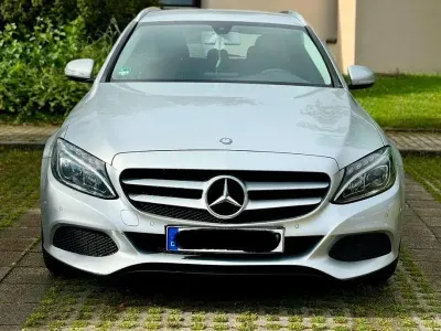 Gebraucht Mercedes C200 136 PS (100 kW) 2015 Silber Kombi