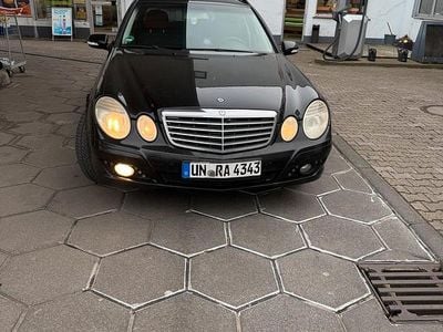Gebraucht Mercedes E220 170 PS (125 kW) 2006 Schwarz Kombi