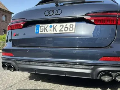 Gebraucht Audi S6 Basis 344 PS (253 kW) 2022 Blau Kombi