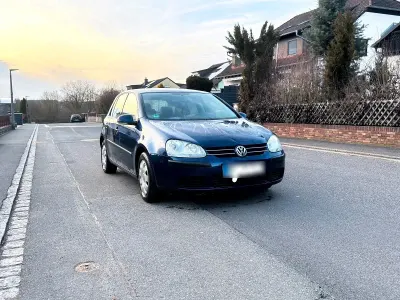 Gebraucht VW Golf V 2005 Blau Kleinwagen